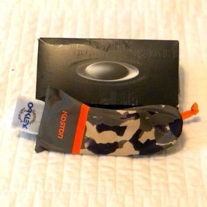Oakley Frogskin Sunglasses